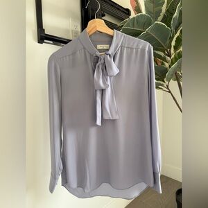 Aritzia Babaton Women's Sophisticated Blouse